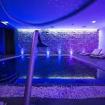 Nicolaus Prime 4*